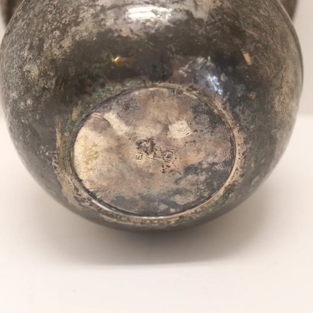 Small Silver-Plated Pot make in India at least 25 years old‎ on the bottom K1